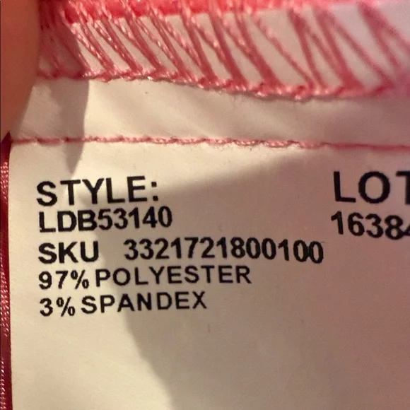 Le Chateau Top Blouse Vibrant Pink V Neck Sleeveless Women's Size L - Picture 10 of 10